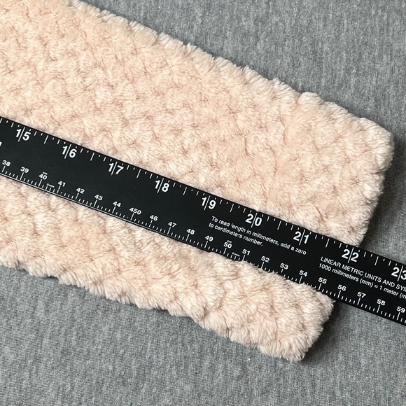 Calvin Klein Blush Pink Full Zip Fuzzy Sherpa Teddy Jacket No Sz Tag/Size Large? - Picture 8 of 11